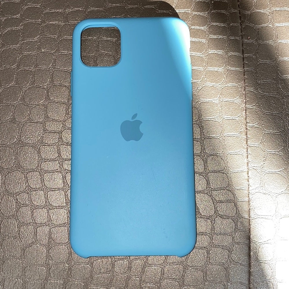 Apple iPhone 11 Max Silicone Case